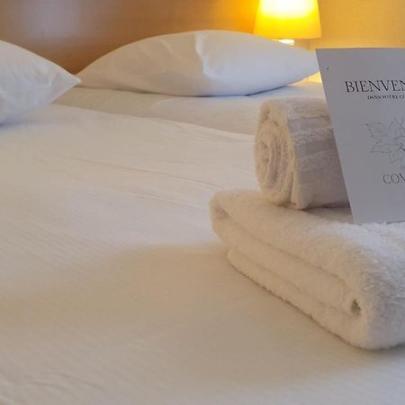 Hotel Restaurant Bar Du Commerce - Kb Hotel Group Tronget Zewnętrze zdjęcie